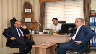 Başkan Büyükkılıç, Kariyer Merkezini ziyaret etti