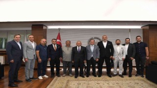 Başkan Büyükkılıça Avrupadaki Kayserililerden “teşekkür” ziyareti