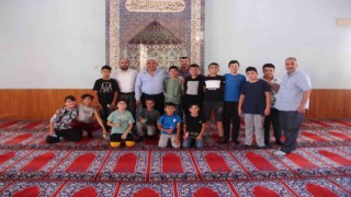 Başkan Çalışkan ve Müftü Akyol, Yaz Kuran Kurslarını ziyaret etti