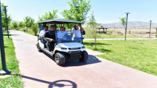 Başkan Çınar, Beylerderesi şehir parkı seyir terasını inceledi
