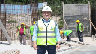 Başkan Kartoğlu, Hoşdere Camii inşaatında incelemelerde bulundu