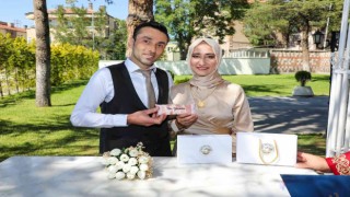 Başkan Yalçından anlamlı nikah hatırası