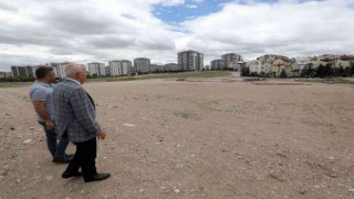 Başkan Yaşar park inşaatlarını yerinde inceledi