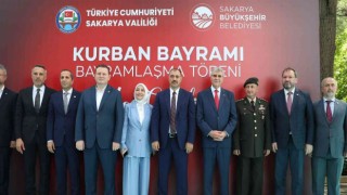Bayramlaşma geleneği bu yıl da değişmedi
