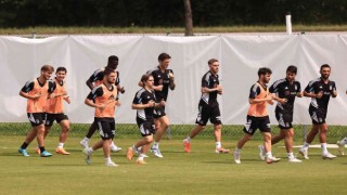 Beşiktaş, yeni sezon hazırlıklarına devam ediyor