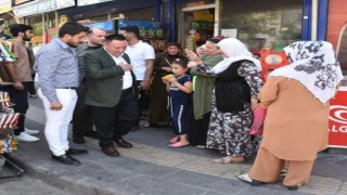 Beyoğlu, esnaf ve vatandaşların bayramını kutladı
