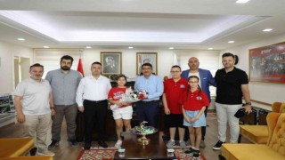 Bilim Sanat Merkezinin başarılı öğrencilerinden Başkan Çelike teşekkür
