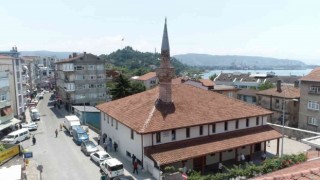 Bin 600 yıllık Ayasofya kilisesi, 700 yıldır camii olarak hizmet veriyor