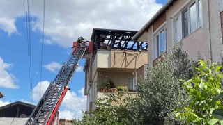 Binanın çatısında yangına sebebiyet veren işçi hakkında tahkikat başlatıldı