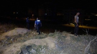 ‘Bir kişiyi bıçaklayıp minibüsten attılar ihbarı ekipleri harekete geçirdi
