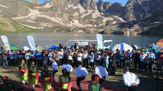 Bir zamanlar terörle anılan Cilo-Sat Buzul Göllerinde festival coşkusu