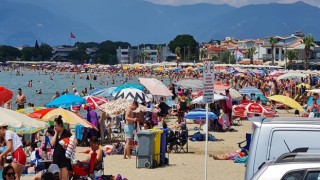 Burhaniyeye turist akını