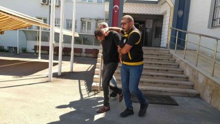 Bursada husumetlisini başından vuran zanlı adliyeye sevk edildi