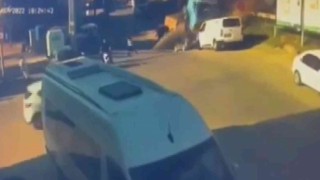 Bursada köprüden uçan tır iki otomobili ezdi: 1 ölü, 1 yaralı