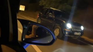 Bursada ölüme meydan okuyan sürücü, anayolda geri geri gitti