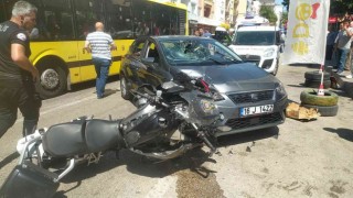 Bursada yunus polisleri ile otomobil çarpıştı: 2 polis yaralandı