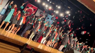 BUÜ Hukuk Fakültesi 11. dönem mezunlarını verdi