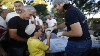 Büyükşehir, vatandaşlarla bayramlaştı