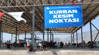Büyükşehirden üç noktada ücretsiz kurban kesimi