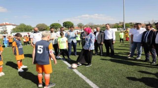 Camiden sahaya futbol turnuvası başladı