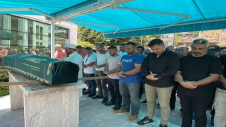 Çanakkalede öldürülen ünlü eğitimcinin şoförü Şerif Eker Beykozda son yolculuğuna uğurlandı