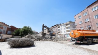 Çarşı bölgesine 150 araçlık otopark kazandırılıyor