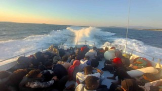 Çeşme açıklarında 41 düzensiz göçmen kurtarıldı