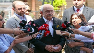 CHP Lideri Kılıçdaroğlundan 28 Şubat mağduru Sultan Karaya ziyaret
