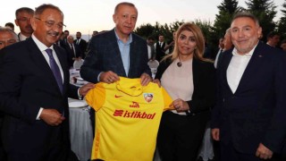 Cumhurbaşkanına Kayserispor forması