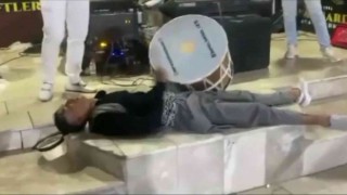 Davulcu sünnet düğününde kendinden geçti