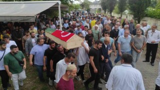 Denizde boğulan 2 genç Sakaryada toprağa verildi
