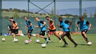 Denizlispor son sürat lige hazırlanıyor