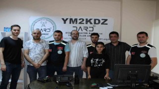 Deprem frekanslarına ışık hızında erişebiliyorlar
