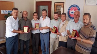 Devrekte emekli olan din görevlilerine plaket takdim edildi