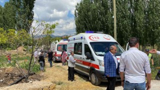 Devrilen patpatta dede torun ağır yaralandı