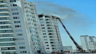 Diyarbakırda 13 katlı binada yangın