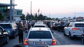 Dönüş yolundaki gurbetçiler: Halinize şükredin, Avrupa bildiğiniz gibi değil