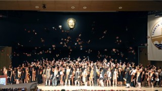 Edirnede 2 bin 260 mezun geleceğe uğurlandı