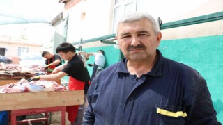 Edirnede kasapların kurban mesaisi devam ediyor