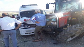 Elazığda trafik kazası: 2 yaralı
