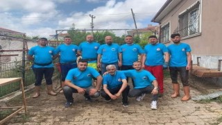 Emirdağlı gurbetçiler ilçelerinde et girmedik ev bırakmadı