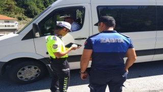 Emniyet ve zabıtadan taksi ve minibüslere denetim