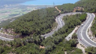 Emniyetin ‘uçan gözünü kadın pilot uçurdu