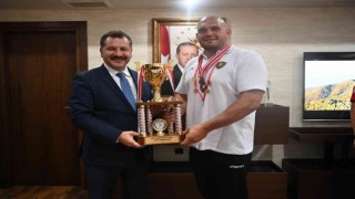 Ertuğrul Dağdeviren: “Kurtdereli Güreşlerinde altın kemeri Balıkesirden dışarıya çıkarmayacağız”