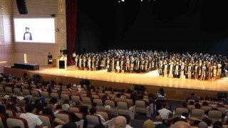 ERÜ Sağlık Bilimleri Fakültesi Yeni Mezunlarını Verdi
