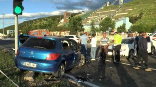 Erzurumda feci kaza: 9 yaralı