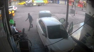 Esenlerde feci kaza kamerada: Çöp kamyonu adamı ezdi