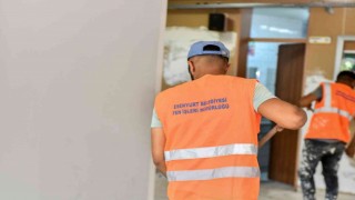 Esenyurtta okullar yenileniyor