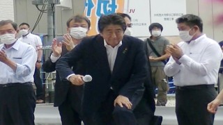 Eski Japonya Başbakanı Abenin katilinin evinde, çok sayıda silah ele geçirildi