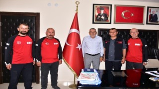 Eskişehir İHHdan Başkan Bozkurta ziyaret